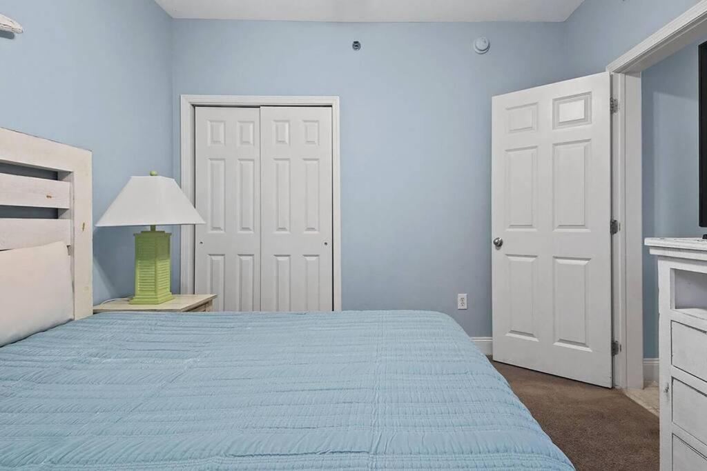 Laketown Wharf 1523 By Emerald Coast Retreats Apartment *