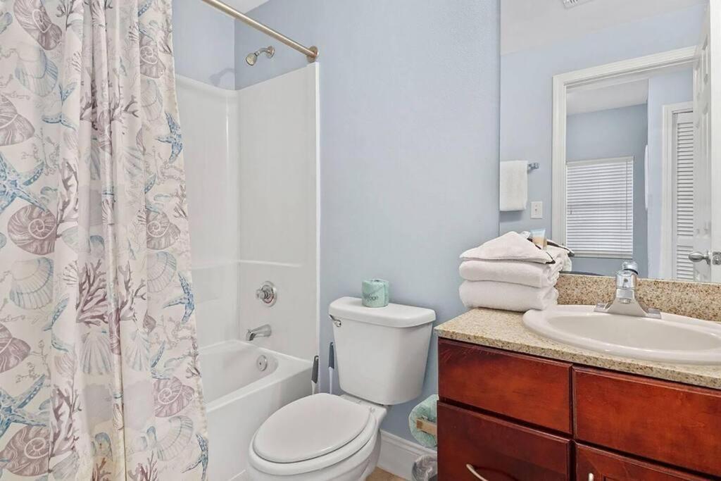 Laketown Wharf 1523 By Emerald Coast Retreats * Panama City Beach
