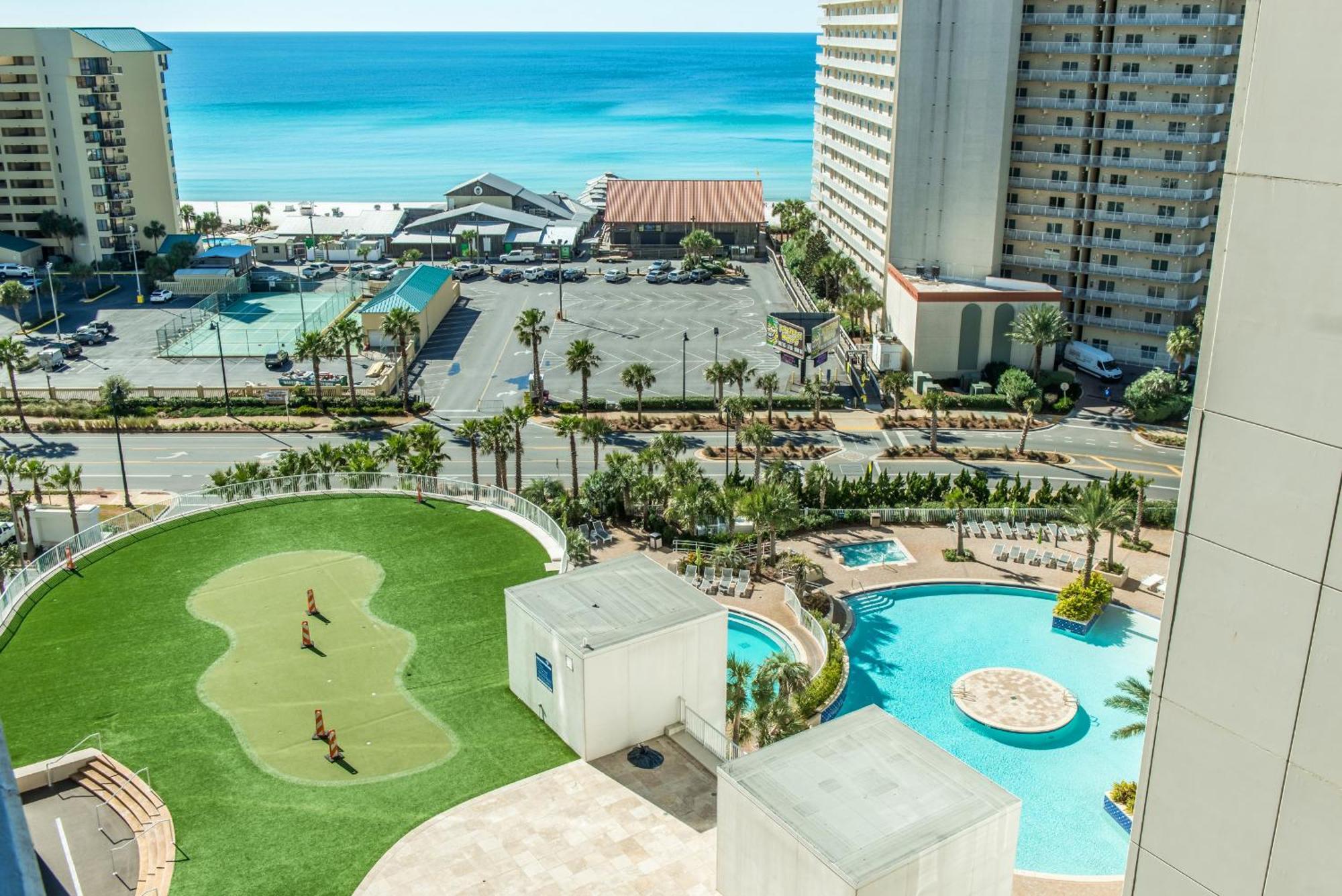 Apartment Laketown Wharf 1523 By Emerald Coast Retreats Panama City Beach