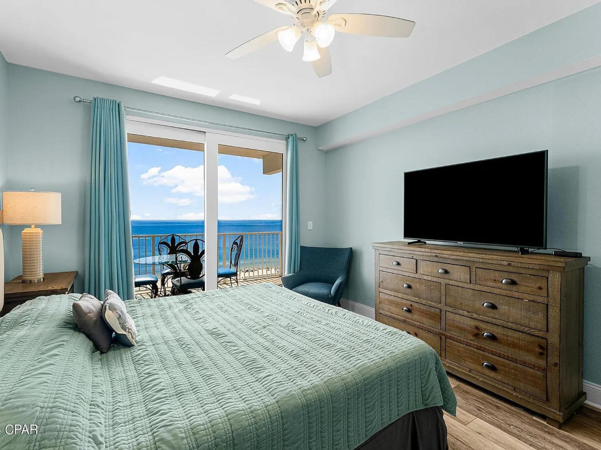 Laketown Wharf 1523 By Emerald Coast Retreats * Panama City Beach