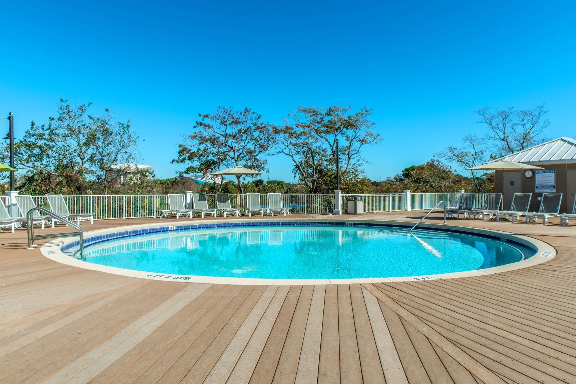 Laketown Wharf 1523 By Emerald Coast Retreats *