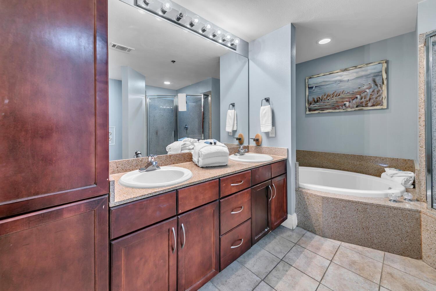 Laketown Wharf 1523 By Emerald Coast Retreats Apartment