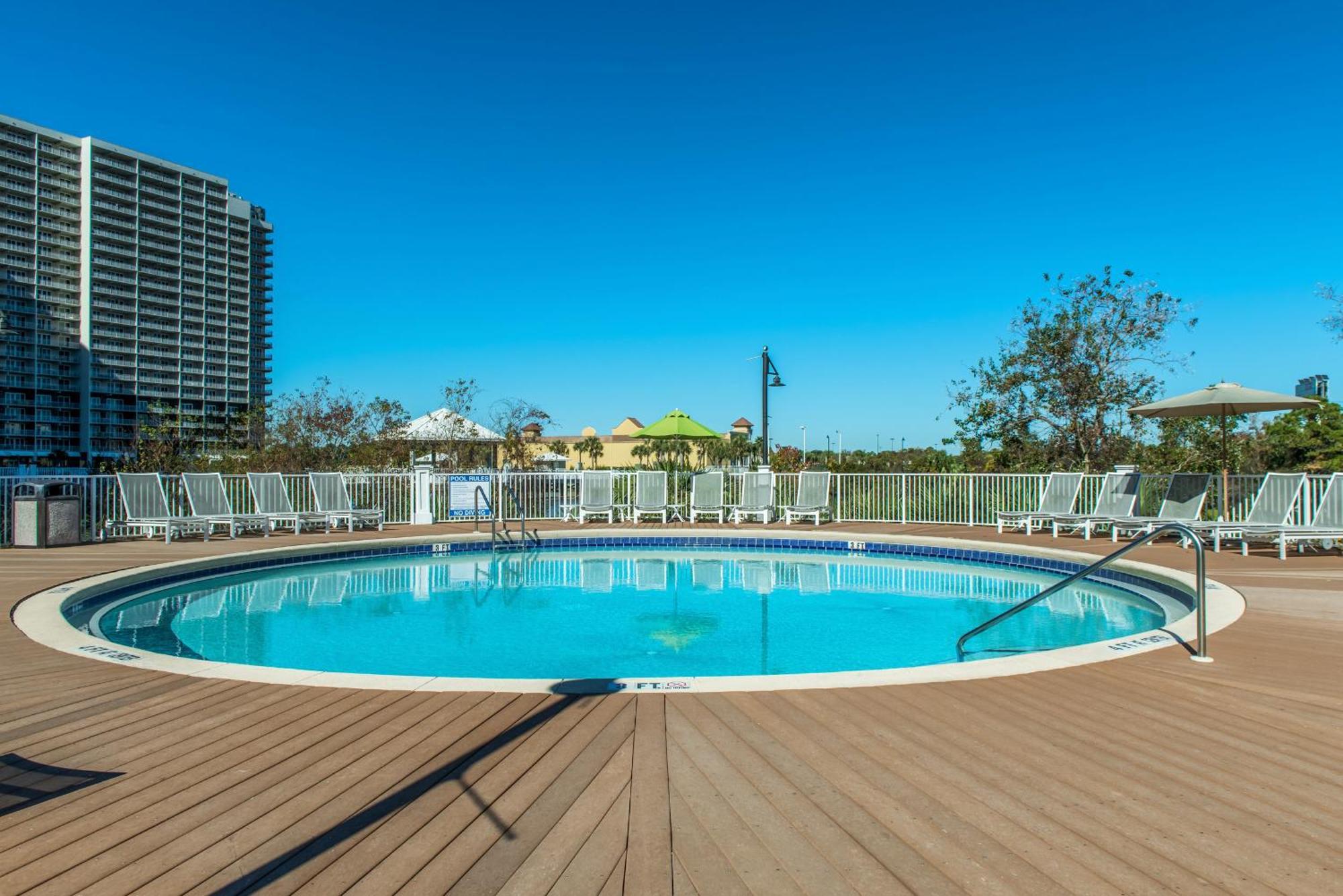Laketown Wharf 1523 By Emerald Coast Retreats Apartment