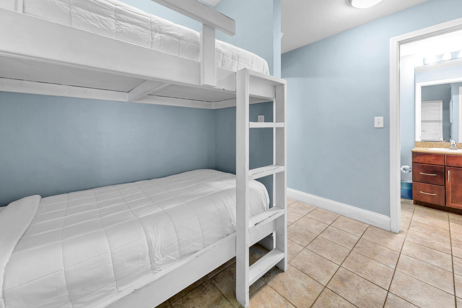 Laketown Wharf 1523 By Emerald Coast Retreats Apartment *